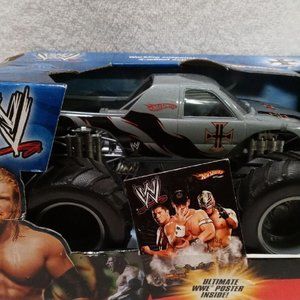 2006 WWE Hot Wheels 1/24 Scale Monster Jam WrestleMania with Poster - Triple H
